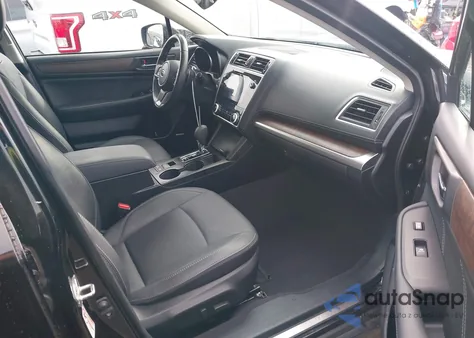 2018 Subaru Outback 3.6R Limited из США, поврежденный, VIN 4S4BSENCXJ3290570